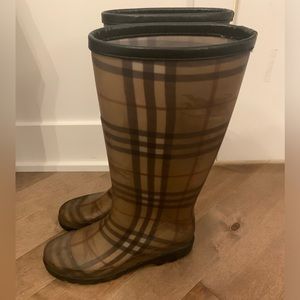 Authentic Burberry rain boots
